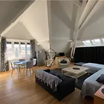 Demeure Saint Louis Historic Manor, City 700M, Free Parking,A C,Clim,Wifi, City View, Garden 4*