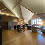 Demeure Saint Louis Historic Manor, 700m, Free Parking,a C,clim,wifi, View, Garden Carcassonne