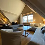 Demeure Saint Louis Historic Manor, 700m, Free Parking,a C,clim,wifi, View, Garden Bed & Breakfast