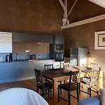Demeure Saint Louis Historic Manor, City 700M, Free Parking,A C,Clim,Wifi, City View, Garden Bed & Breakfast
