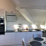 Bed and breakfast Demeure Saint Louis Historic Manor, 700m, Free Parking,a C,clim,wifi, View, Garden 4*