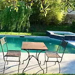 Demeure Saint Louis Historic Manor, 700m, Free Parking,a C,clim,wifi, View, Garden Carcassonne