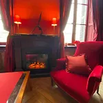 Bed & Breakfast Demeure Saint Louis Historic Manor, 700m, Free Parking,a C,clim,wifi, View, Garden Carcassonne