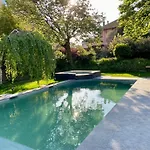 Demeure Saint Louis Historic Manor, 700m, Free Parking,a C,clim,wifi, View, Garden Bed & Breakfast 4*