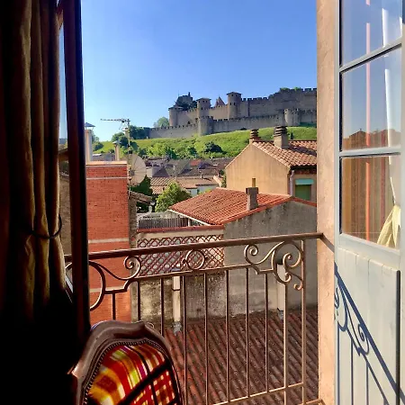 住宿加早餐酒店 Demeure Saint Louis Historic Manor, 700m, Parking,a C,clim,wifi, Heated Pool, View 卡尔卡松