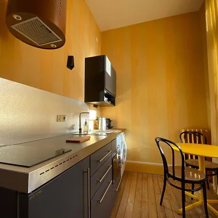 Demeure Saint Louis Historic Manor, 700m, Free Parking,a C,clim,wifi, View, Garden Готель типу 