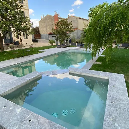 Demeure Saint Louis Historic Manor, 700m, Parking,a C,clim,wifi, Heated Pool, View Готель типу 