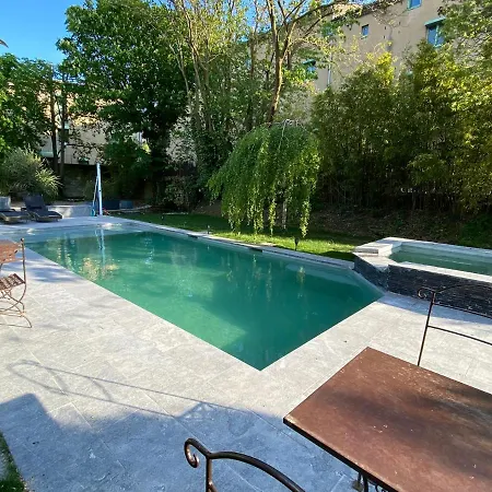 Demeure Saint Louis Historic Manor, 700m, Parking,a C,clim,wifi, Heated Pool, View Готель типу 