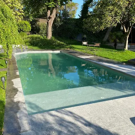 住宿加早餐酒店 Demeure Saint Louis Historic Manor, 700m, Parking,a C,clim,wifi, Heated Pool, View