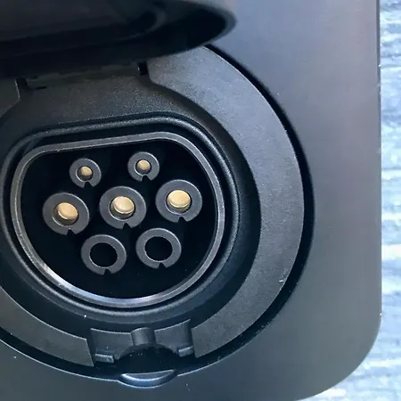 Demeure Saint Louis Historic Manor, 700m, Free Parking,a C,clim,wifi, View, Garden Готель типу 