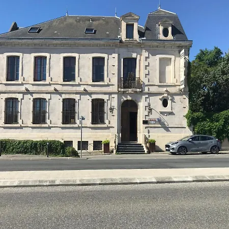Nocleg ze śniadaniem Demeure Saint Louis Historic Manor, 700m, Parking,a C,clim,wifi, Heated Pool, View 4*