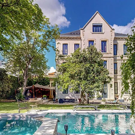 Demeure Saint Louis Historic Manor, City 700M, Free Parking,A C,Clim,Wifi, City View, Garden 4* Carcassonne