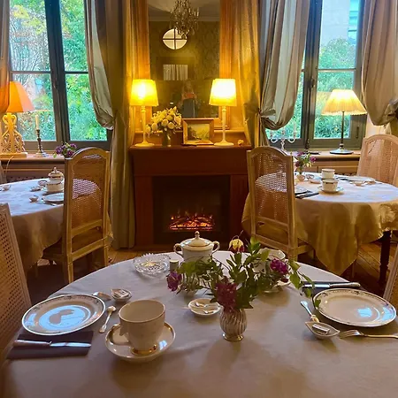 Demeure Saint Louis Historic Manor, 700m, Free Parking,a C,clim,wifi, View, Garden Готель типу 