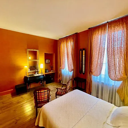 Demeure Saint Louis Historic Manor, 700m, Free Parking,a C,clim,wifi, View, Garden Каркассонн