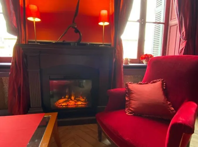 Bed & Breakfast Demeure Saint Louis Historic Manor, City 700M, Free Parking,A C,Clim,Wifi, City View, Garden Carcassonne