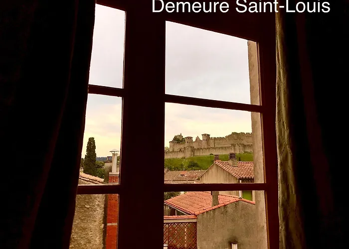 Bed & Breakfast Demeure Saint Louis Historic Manor, City 700M, Free Parking,A C,Clim,Wifi, City View, Garden Carcassonne